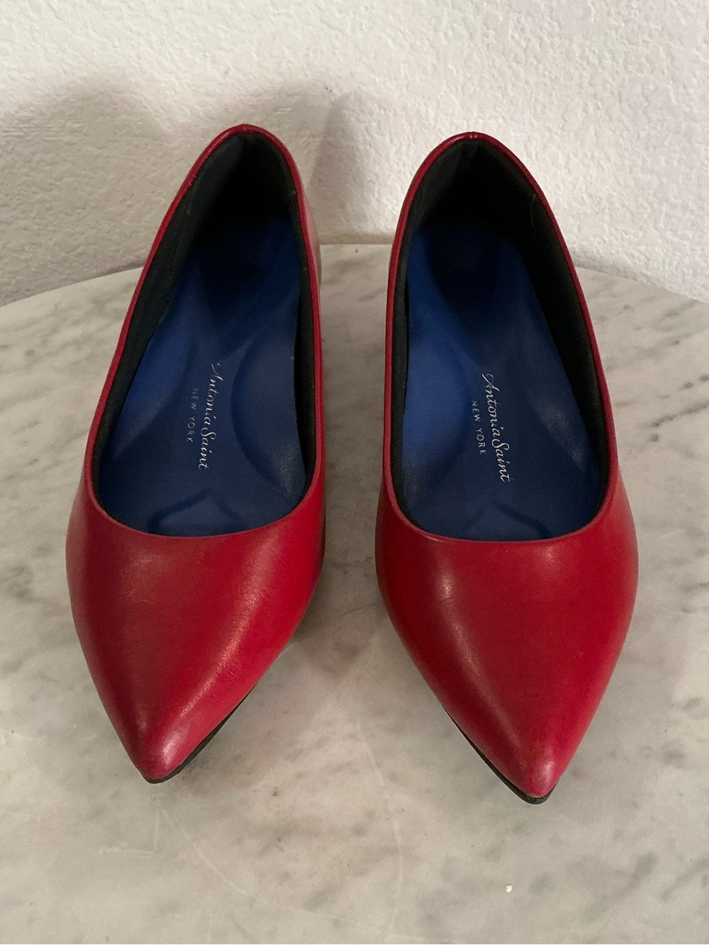 ANTONIA SAINT Red Pointed-Toe Leather Flats for Women